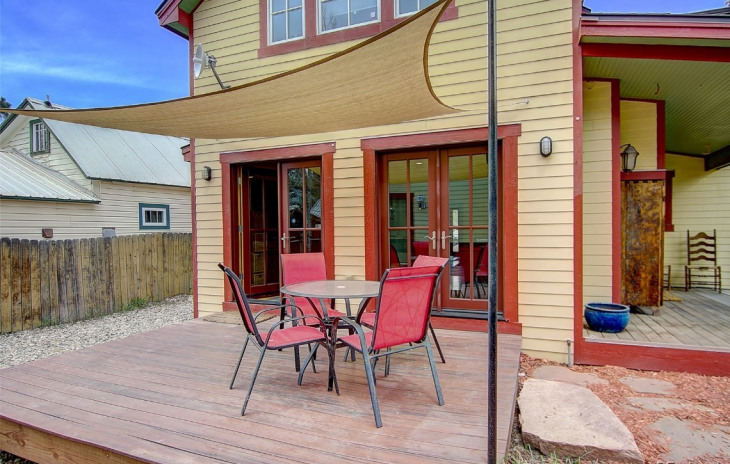 123 Missouri Avenue Photo