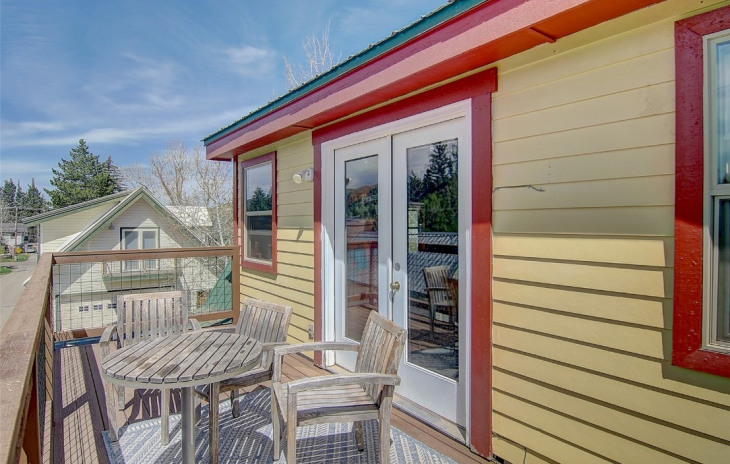 123 Missouri Avenue Photo