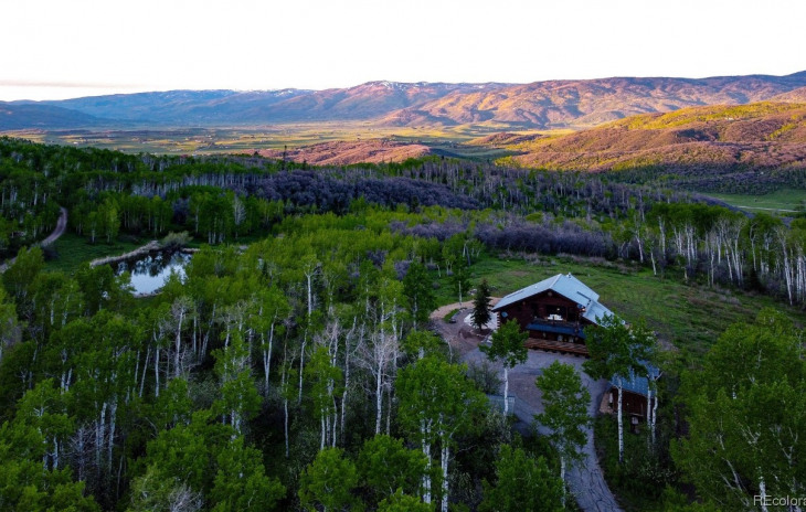 26700 Thorpe Mountain Photo