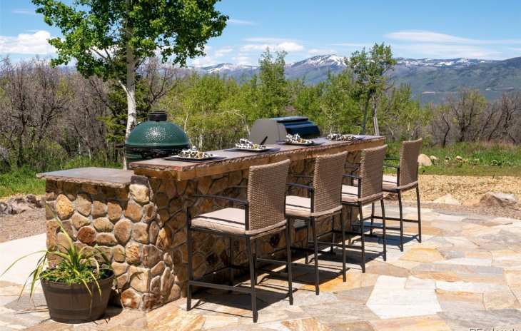 26700 Thorpe Mountain Photo