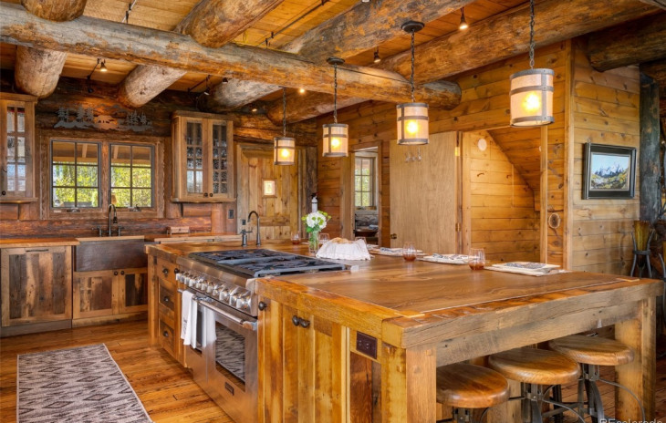 26700 Thorpe Mountain Photo
