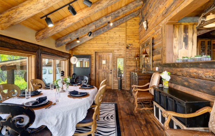 26700 Thorpe Mountain Photo