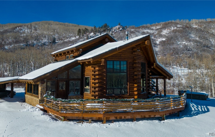26700 Thorpe Mountain Photo