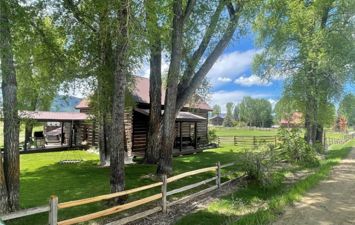 25565 County Road 54 Photo