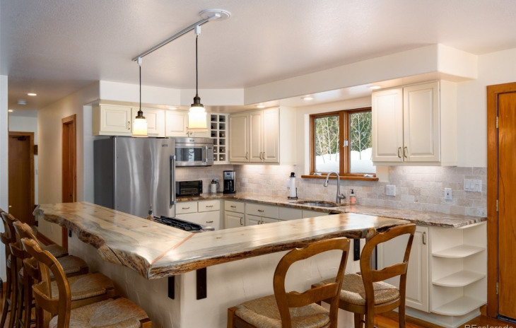 27445 W Wind Place Photo