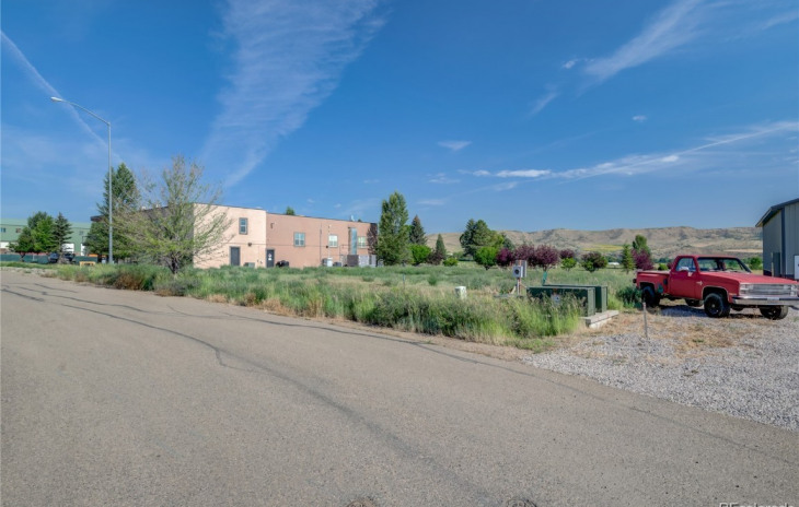 402 Commerce Street Photo