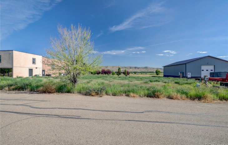 402 Commerce Street Photo