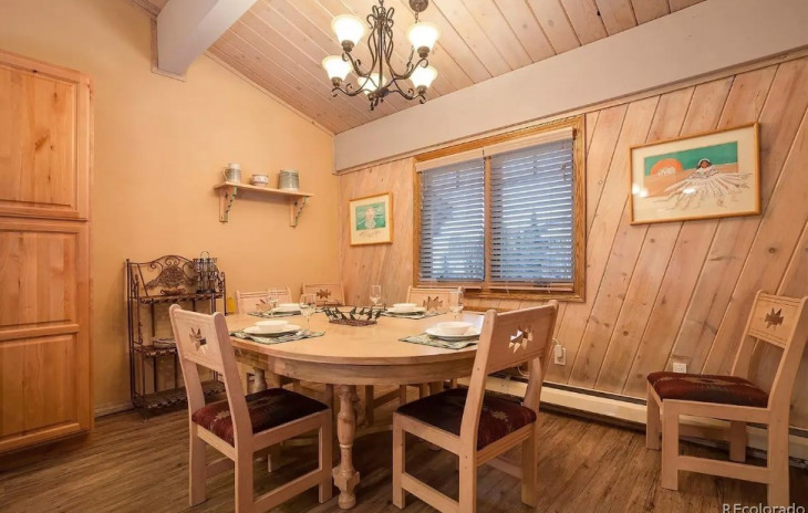2355 Apres Ski Way Photo