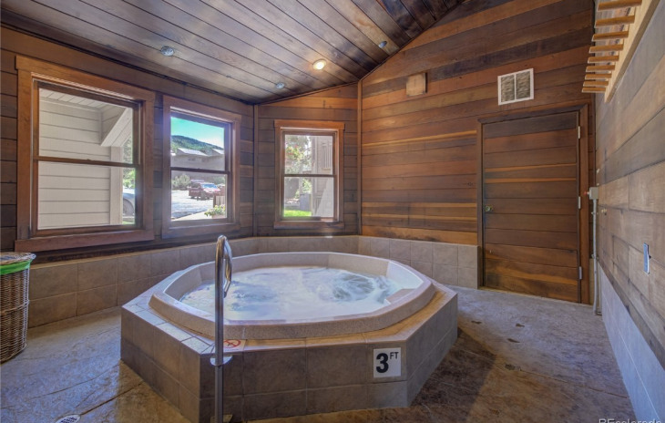 2700 Village Drive Photo