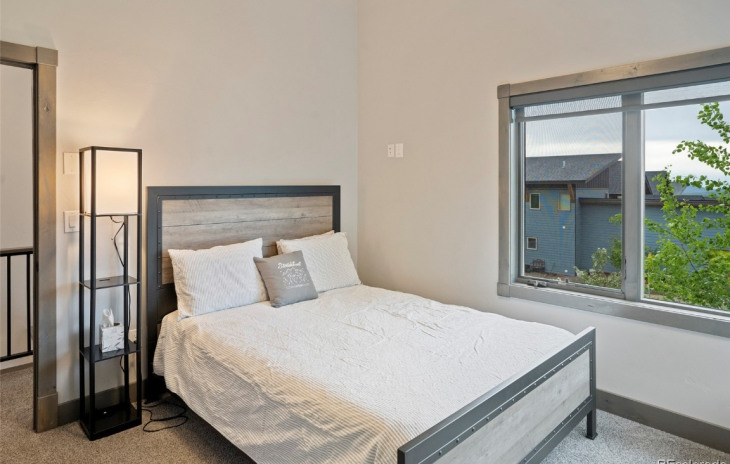 1898 Sunlight Drive Photo