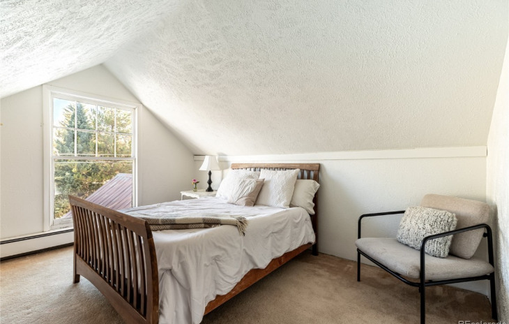 220 Hill Street Photo