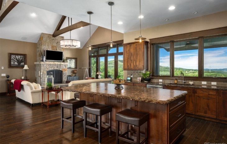 305 Boulder Ridge Road Photo