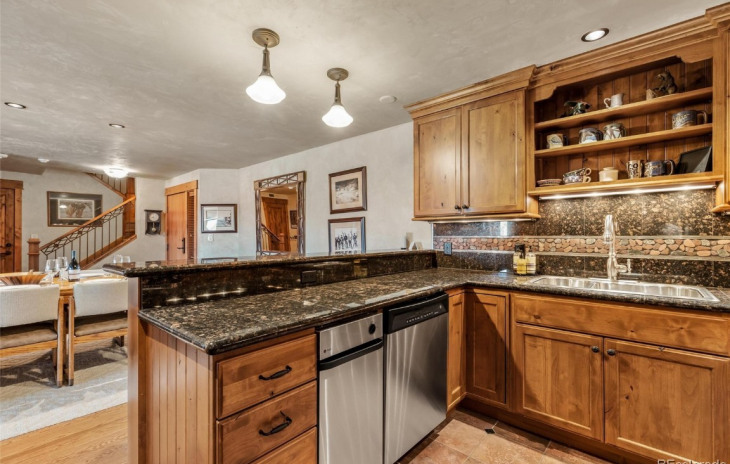 2420 Ski Trail Lane Photo
