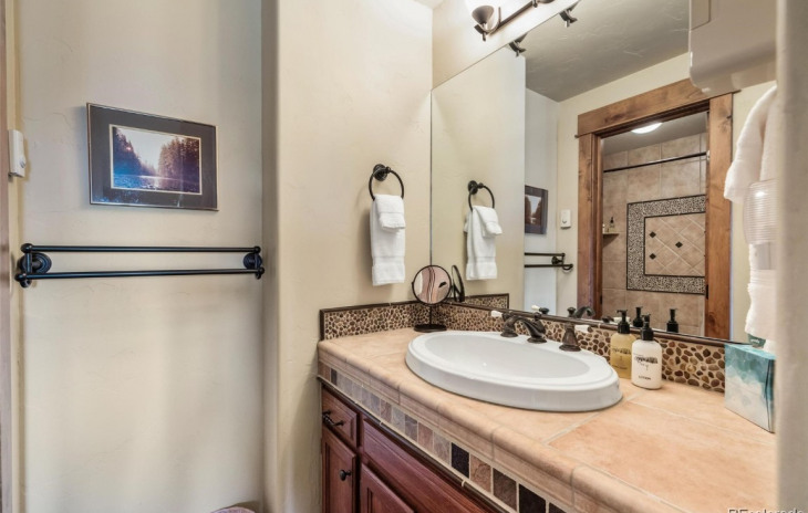2420 Ski Trail Lane Photo