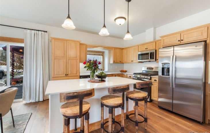 631 Evans Street Photo