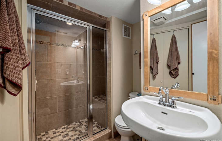 40465 Fathom Drive Photo