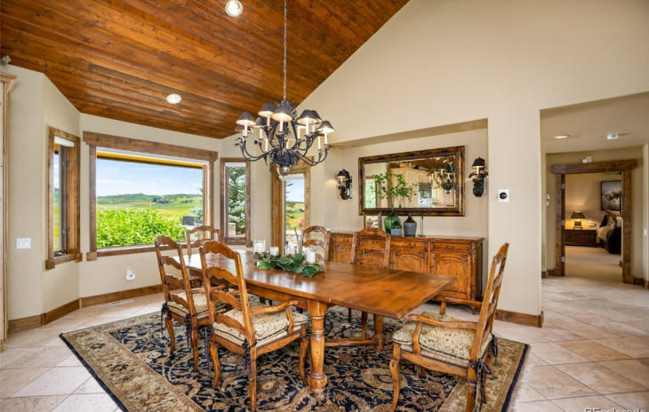 28505 Thorpe Mountain Drive Photo