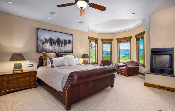 28505 Thorpe Mountain Drive Photo