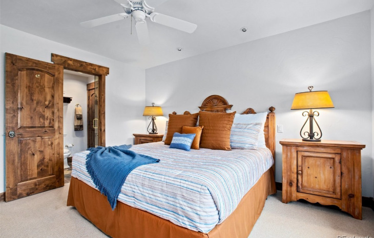 28505 Thorpe Mountain Drive Photo