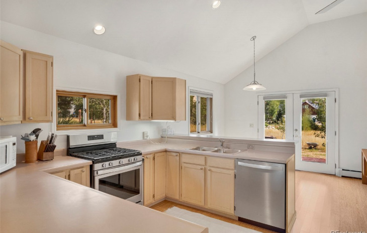 343 Cherry Drive Photo