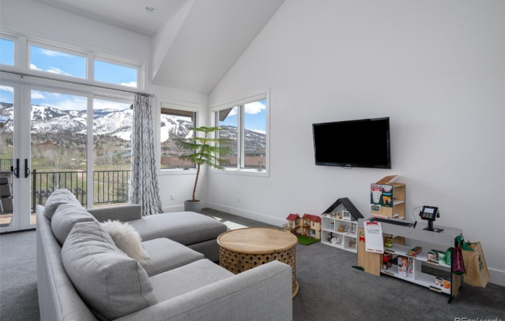 915 Twilight Lane Photo