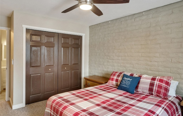 5 Cedar Court Photo