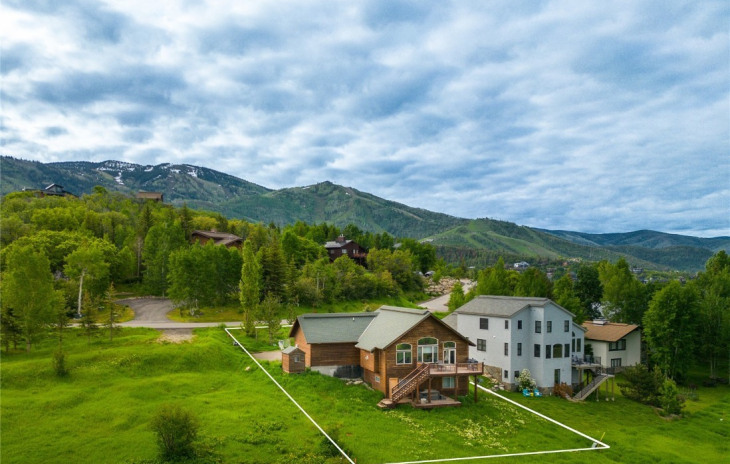 165 Steamboat Boulevard Photo