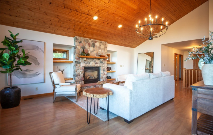 165 Steamboat Boulevard Photo