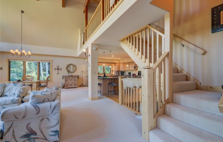 1722 Highland Way Photo