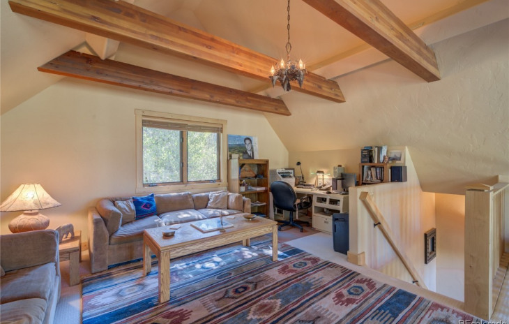 1722 Highland Way Photo