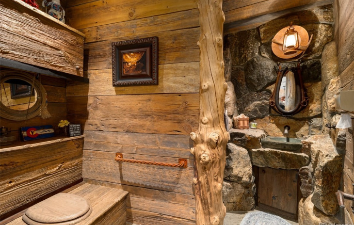 2555 Ski Trail Lane Photo