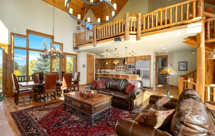 1109 Redwoods Drive Photo