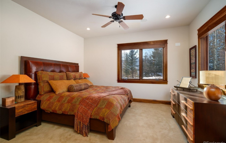 1055 Anglers Drive Photo