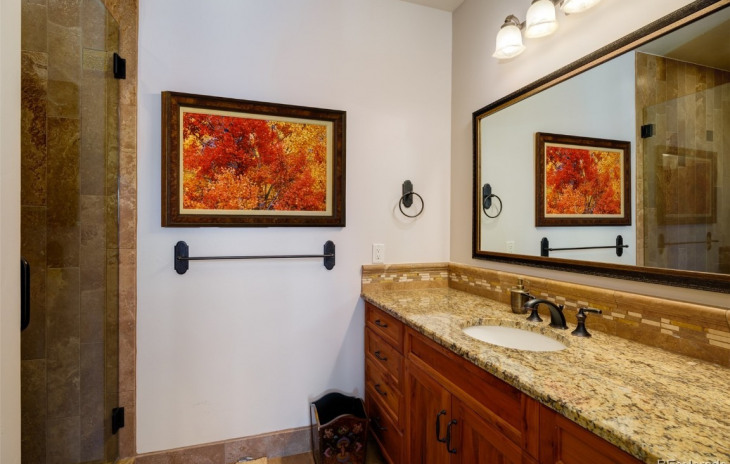 1055 Anglers Drive Photo