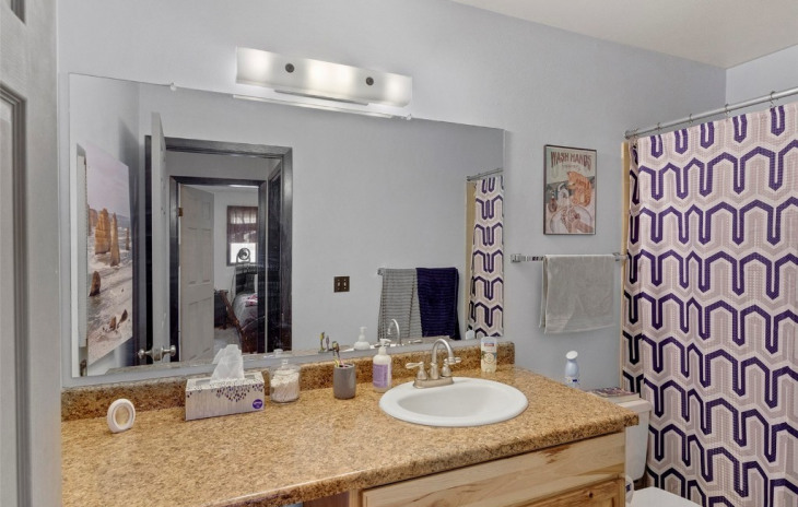 1320 Athens Plaza Photo