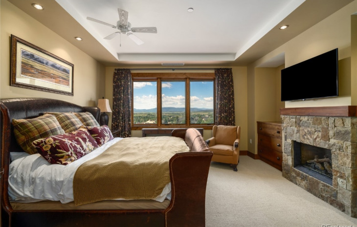 2250 Apres Ski Way Photo
