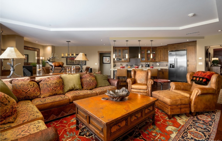 2250 Apres Ski Way Photo
