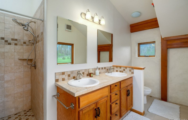 33080 Thoroughbred Trail Photo