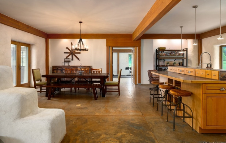 33080 Thoroughbred Trail Photo