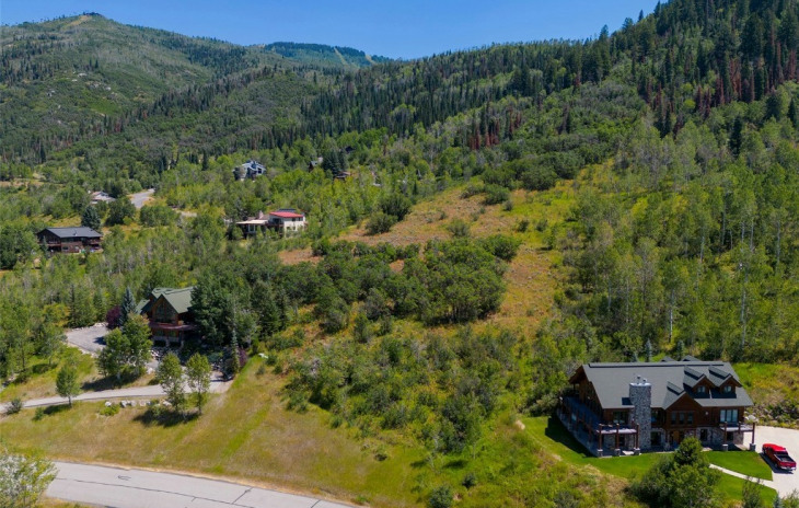 2245 Bear Drive Photo