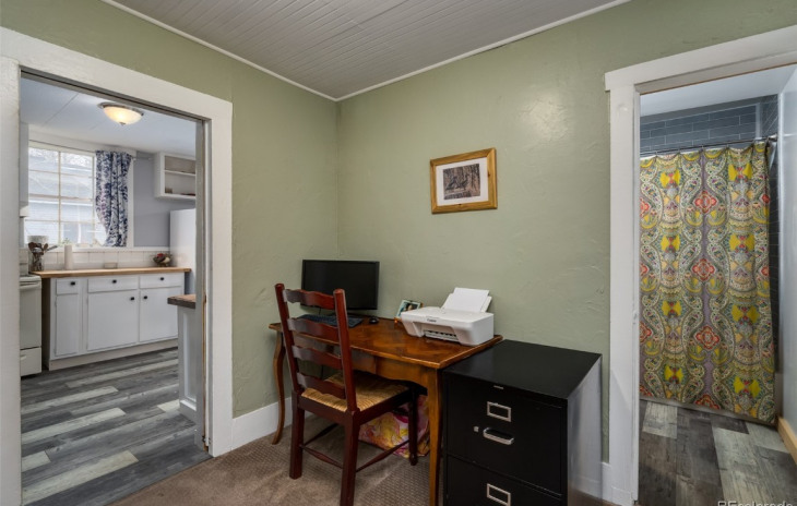 279 Lincoln Street Photo