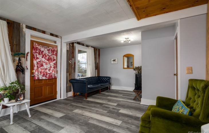 279 Lincoln Street Photo