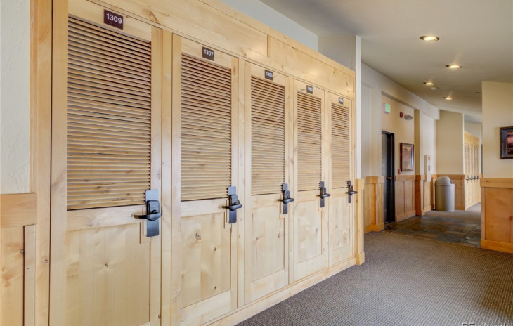 2800 Village Drive Photo