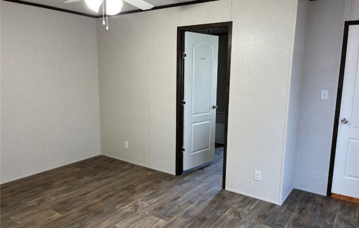 400 Willow Bend Photo
