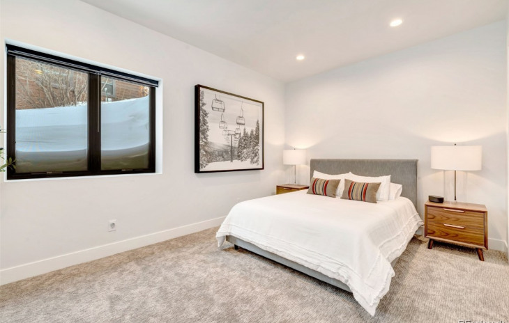 1230 Harwig Circle Photo