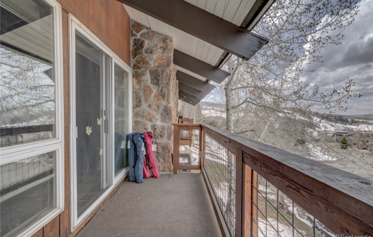 465 Tamarack Drive Photo