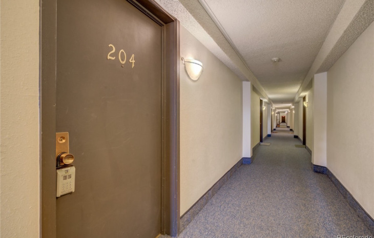 465 Tamarack Drive Photo