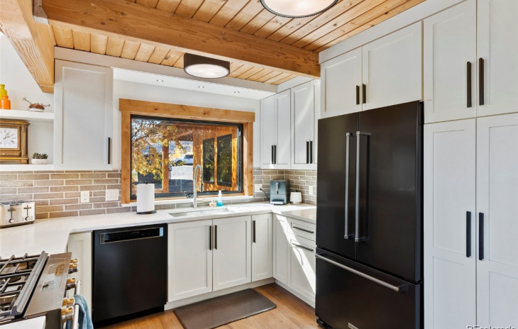 1568 Mark Twain Court Photo