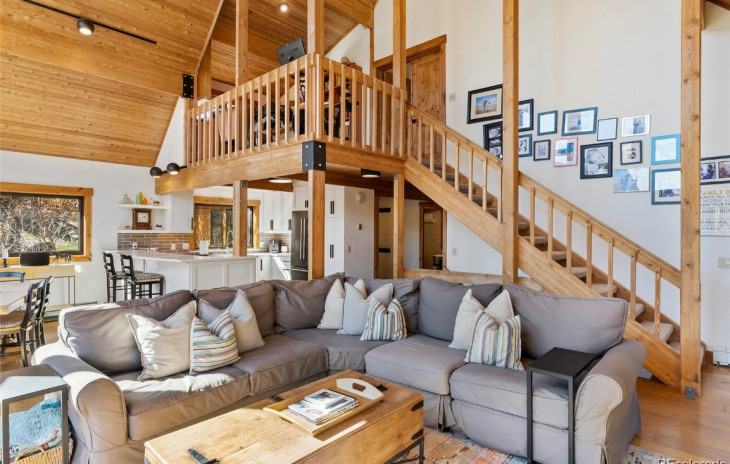 1568 Mark Twain Court Photo