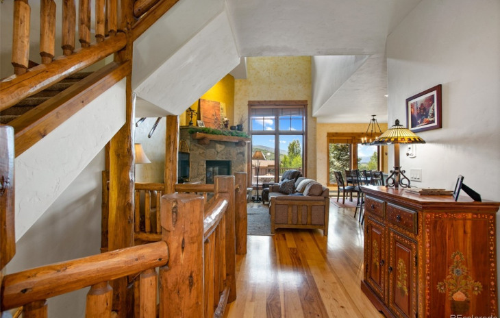 1471 Flattop Circle Photo